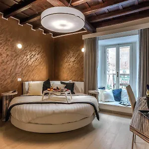 2* Affittacamere Spagna Luxury'n Trevi